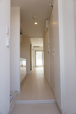 【玄関】 | リブリ・ブリックス | 明るい玄関です