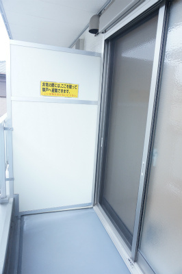 【バルコニー】 | リブリ・ガーデンプレイス | 外からの目が気にならないバルコニーで洗濯物が干せます