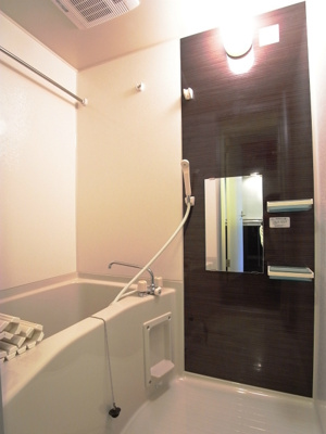 【浴室】 | リブリ・ルーチェ ディ セータ | 日々の疲れを癒すお風呂付です