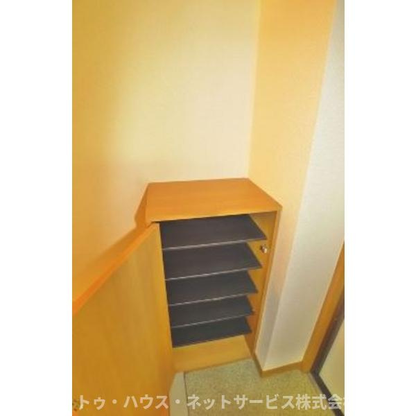 プチハイムレオの玄関