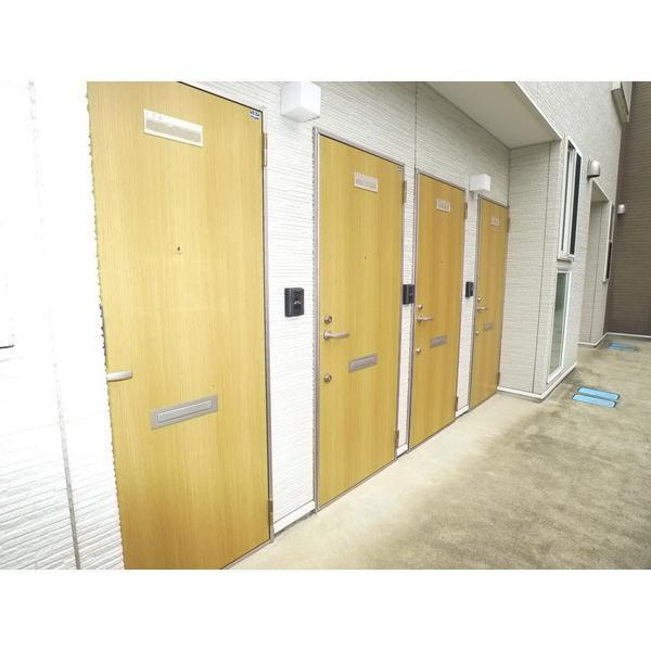 メゾン・ド・ジュネス常盤平の玄関