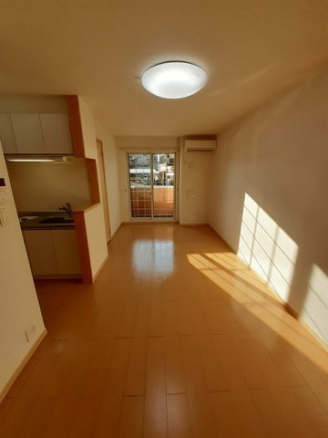 メゾン・ド・クールの居間・リビング|リビングです