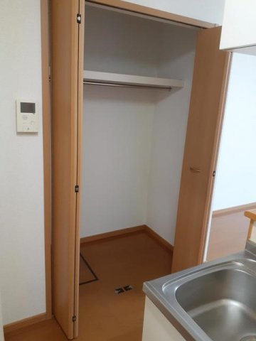 メゾン・ド・ルポスの収納|大きなスペースがあり、収納には困りません