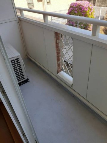 メゾン・ド・ルポスのバルコニー|バルコニーがあります