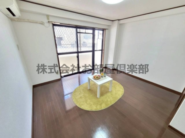 サクシードの居間・リビング|こちらの居間で趣味の時間をお楽しみください