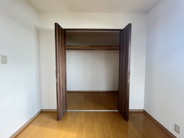 夕葉ガーデンハイツBの収納