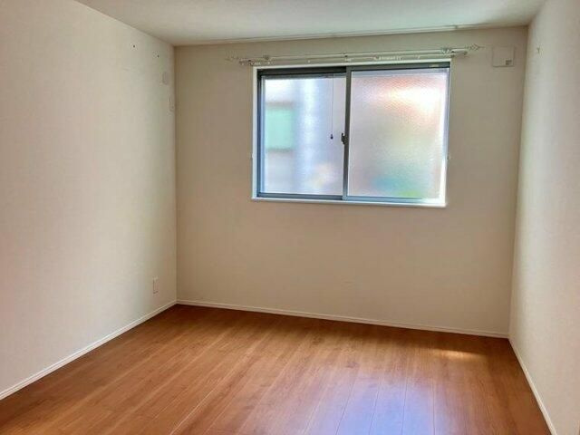 三春台戸建の居間・リビング