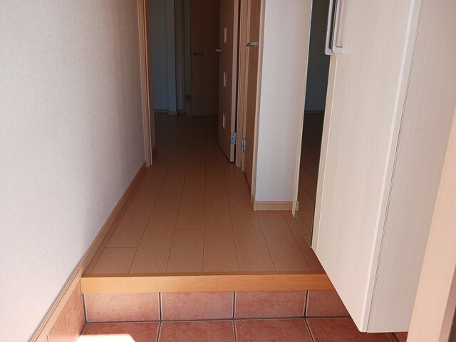 アイリス　αの玄関