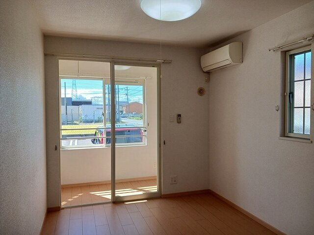 アイリス　αの居間・リビング