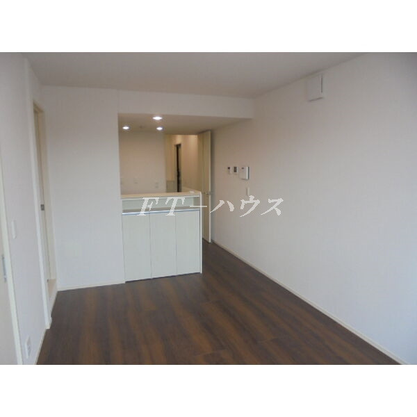 プレミール新検見川の居間・リビング