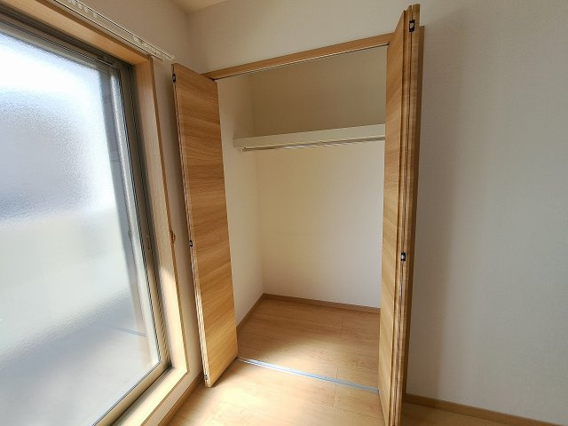 CROUD甲子園里中町の収納