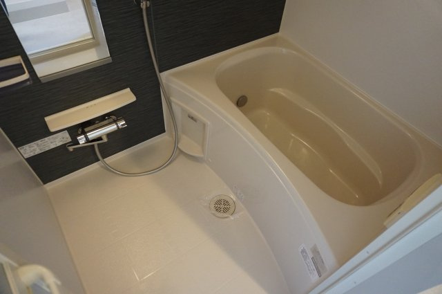 メゾンリベルタの浴室