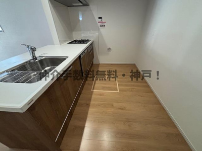 【キッチン】 | 神戸市西区伊川谷町潤和　新築戸建1号棟　仲介手数料無料！ | お料理しやすいキッチンです