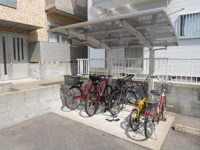 【その他共用部分】 | センクレーネ | センクレーネの駐輪場