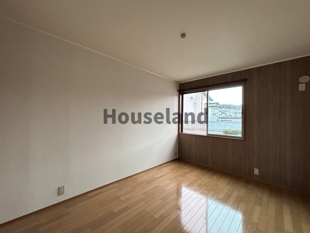 コーラル・ヒルの洋室