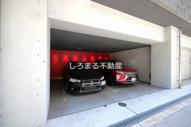 S-RESIDENCE緑橋駅前の駐車場