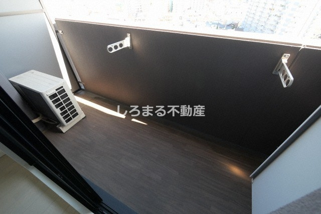 S-RESIDENCE緑橋駅前のバルコニー