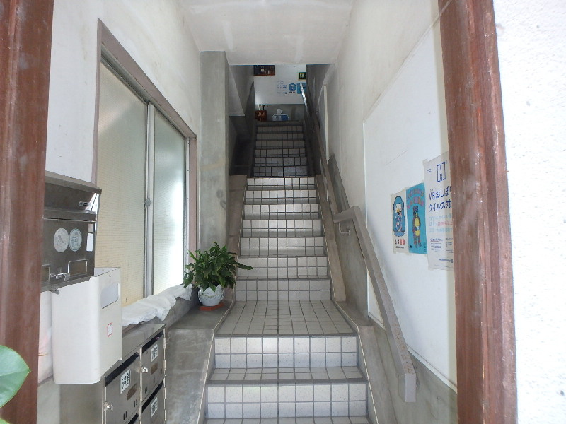 S1270R　大傳アパートのエントランス