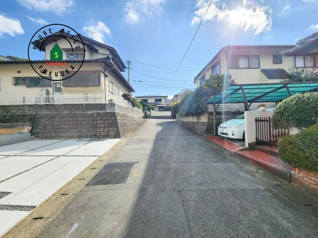 福岡市東区下原2丁目第3-1棟（1号棟）　の前面道路含む現地写真|前面道路です。