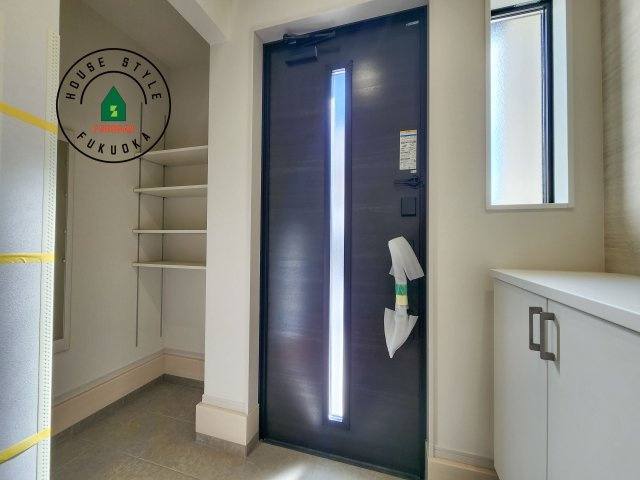 福岡市東区下原2丁目第3-1棟（1号棟）　の内観：施工例|二重ロックでしっかり防犯対策ができます。