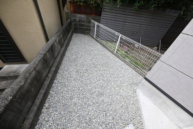ハッピータウン尼崎田能4丁目の庭|庭スペースはガーデニング等の趣味を活かした空間としても活用して頂けます。