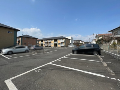 【駐車場】 | フレアヒルズ岡本 Ｃ | 駐車場