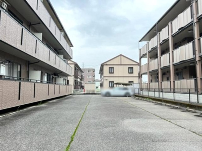 【駐車場】 | Bell.ST | 南側駐車場