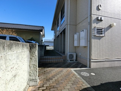 【エントランス】 | エクレール下栗 Ｃ | エントランス