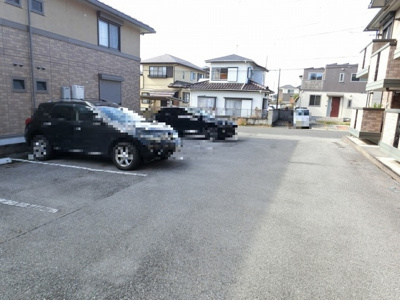 【駐車場】 | メゾン･ド･クロシェット Ｃ | 駐車場