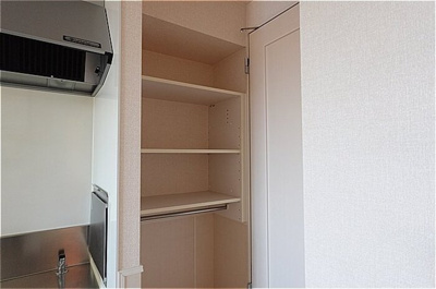 【キッチン】 | ルシール宝木 | キッチン横・収納