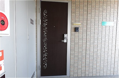 【玄関】 | ルシール宝木 | 玄関前