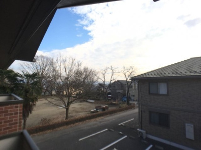 【展望】 | ウィルモア真岡 Ｂ | 隣は桜がきれいに咲く公園です