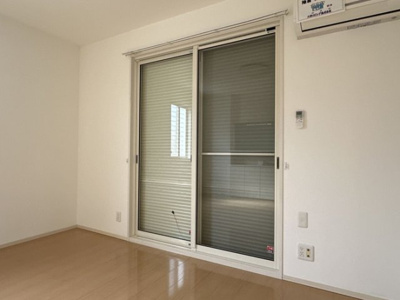 【その他】 | ロゼット Ｂ | シャッター雨戸