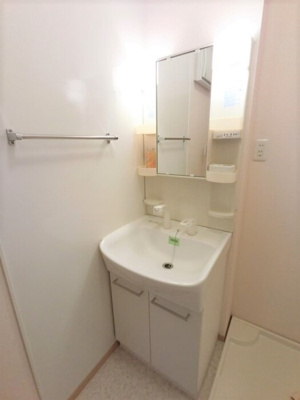 【独立洗面台】 | グリーン･リーフ下高間木 Ｃ | 洗面化粧台