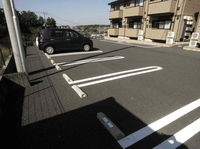 【駐車場】 | レモングラス釜井 Ｂ | 駐車場