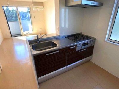 【キッチン】 | レモングラス釜井 Ｂ | ガスコンロ付・対面キッチン