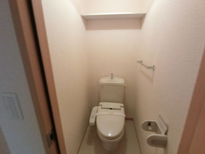 【トイレ】 | プロムナードさくら Ｃ | 温水洗浄暖房便座のトイレ