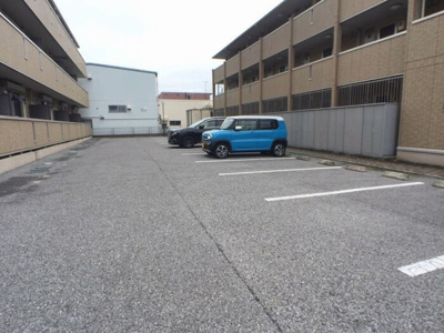 【駐車場】 | ルミエールヤナセ Ａ | 駐車場