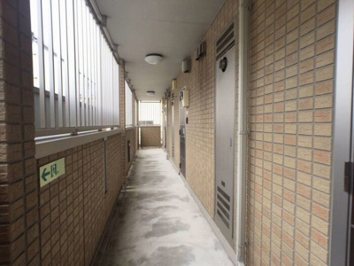 【ロビー】 | ルミエールヤナセ Ａ | ロビー