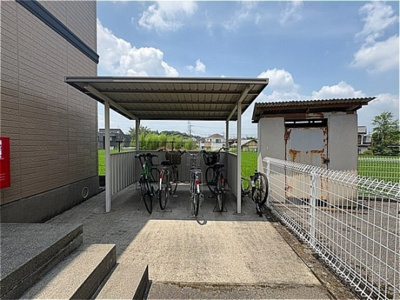 【その他共用部分】 | ロイヤルガーデン | 駐輪場