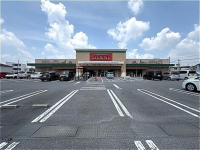 【駐車場】 | ロイヤルガーデン | フードオアシスOTANI一の沢店（189ｍ）