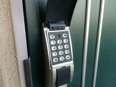 【玄関】 | ポワールガーデンⅡ | テンキーの玄関ドア