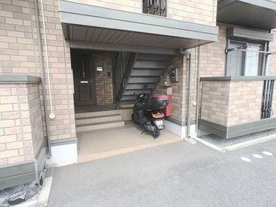 【エントランス】 | コーポ･アイ Ｅ | エントランス