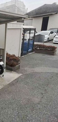 【駐車場】 | コーポ･アイ Ｅ | 敷地内ごみステーション