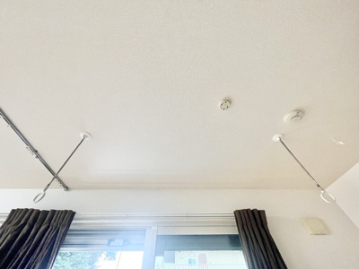 【設備】 | グリーンハイツ Ａ | 室内物干し金物