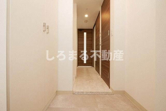 エステムコート難波サウスプレイスⅧハイドの玄関