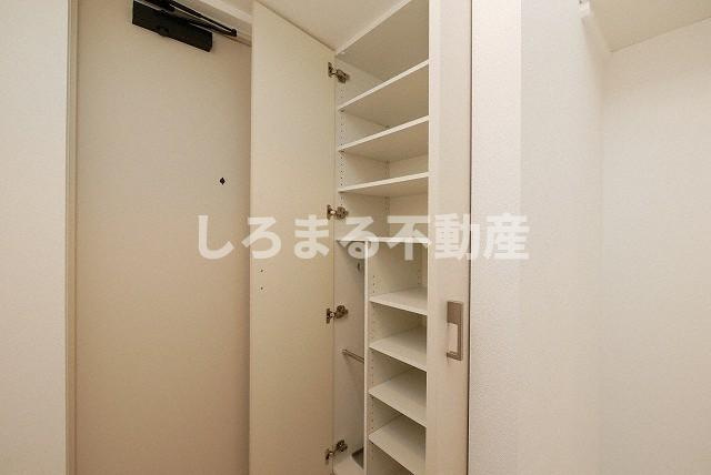 エステムコート難波サウスプレイスⅧハイドの収納