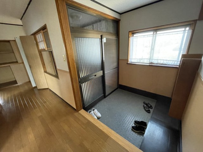 【玄関】 | 山形市柏倉　中古戸建