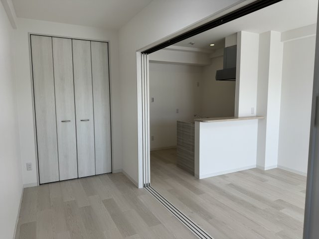 【洋室】アーバンパーク新大阪
