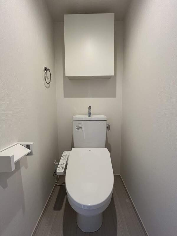 【賃貸マンション】ヴィラ坂戸のトイレ|落ち着いたトイレです